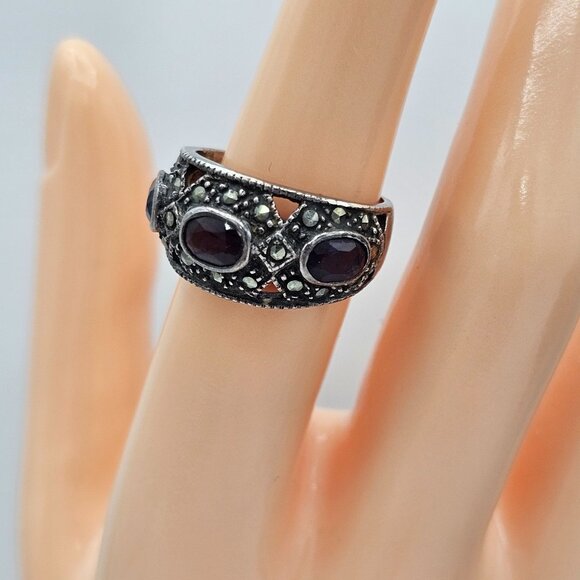 Vintage Sterling Purple Stone Marcasite Ring Intricate Filigree Design Sz 7 - Picture 2 of 9